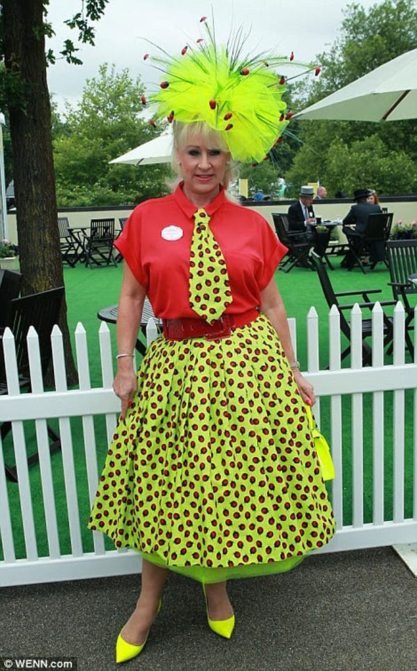 НЕЙНО ВЕЛИЧЕСТВО ШАПКАТА – КРАЛИЦА НА МОДНИЯ ГАРДЕРОБ